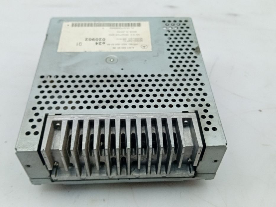 Rádio / auto-rádio MERCEDES-BENZ Classe S (W221)