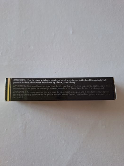 Iluminador Bellapierre Golden Glow liquid highlighter. 15ml Novo