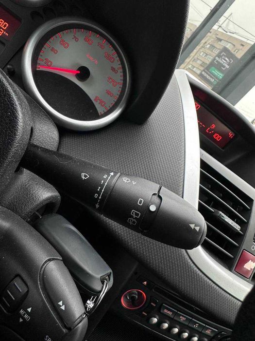 Peugeot 207 2008р. 1.4 бензин Кредит/Лізинг/Обмін/Розстрочка
