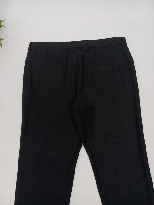 Eleganckie spodnie Hugo Boss W36 XL Virgin Wool