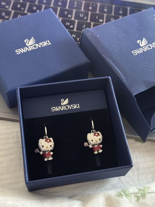 Серьги Swarovski Hello Kitty Lollipop