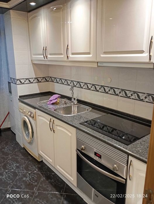 Quarto em Odivelas junto centro comercial Oceano