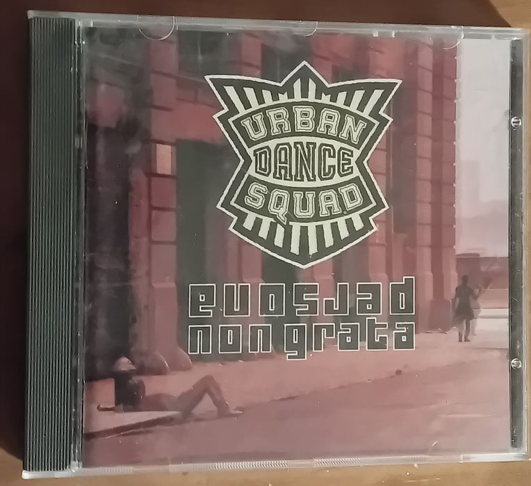 CDs: Max Tundra, Scanner, urban dance squad...
