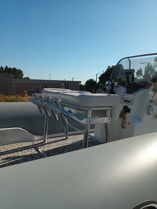 Semi-rigido 570 e yamaha 80cv 4t