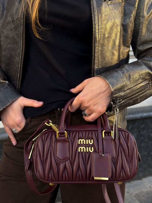 брендові сумки та аксесуари