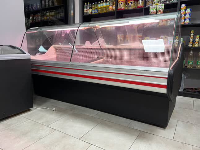 Продам холодильні вітрини