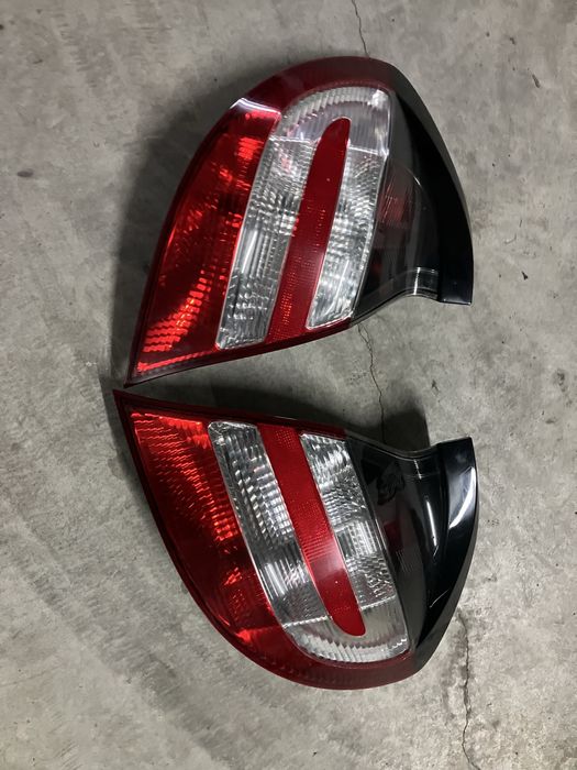 Farolins traseiros Mercedes W203 Sport Coupe 2 geracao