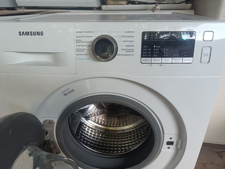 Пральна машинка samsung