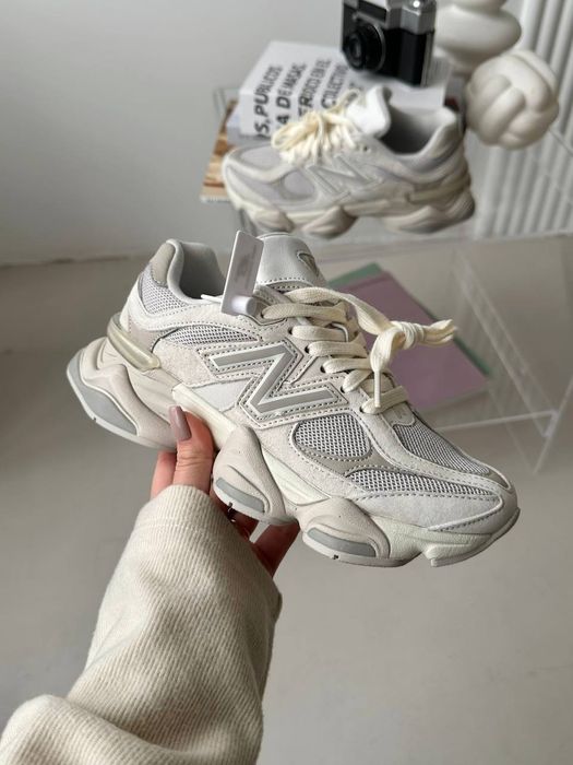 New Balance 9060 Light Beige жіночі кросівки ню беланс 9060 бежеві