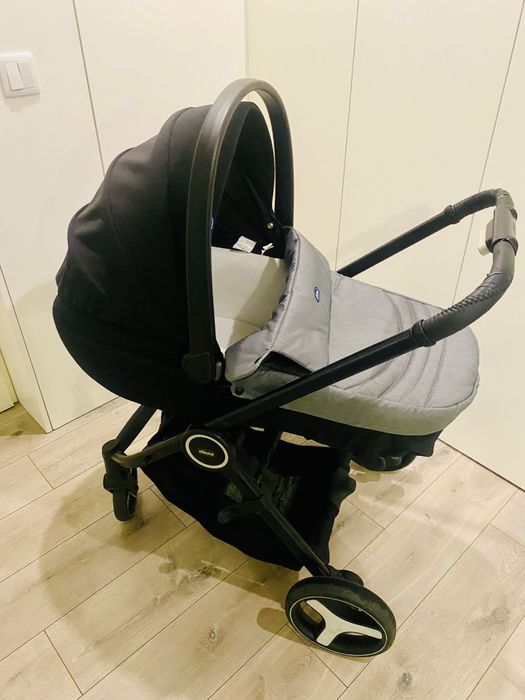 Carrinho de bebé Chicco Trio