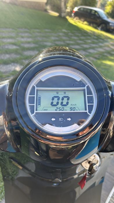 Mota Elétrica Wayscral | Equivalente a 50 cc | Apenas 250 km