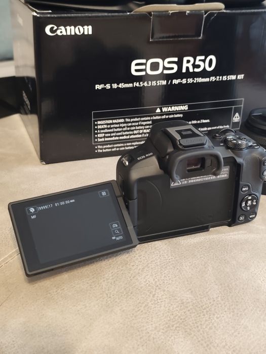 Canon EOS r50 kit rfs 18-45mm