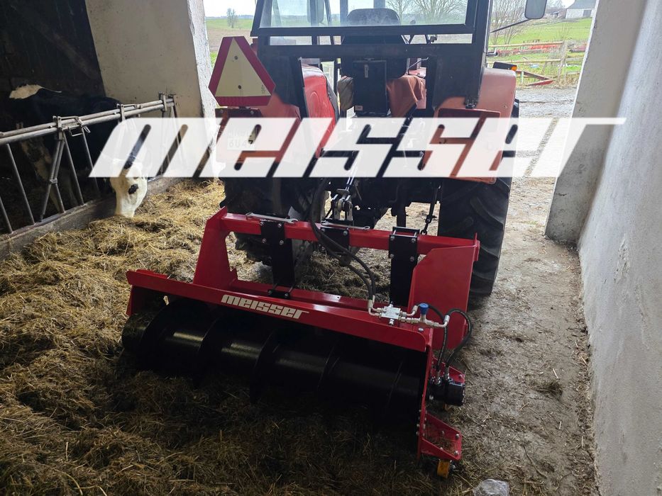 Podgarniacz do paszy pasz TMR mocowanie w cenie NOWOŚĆ DOSTAWA!