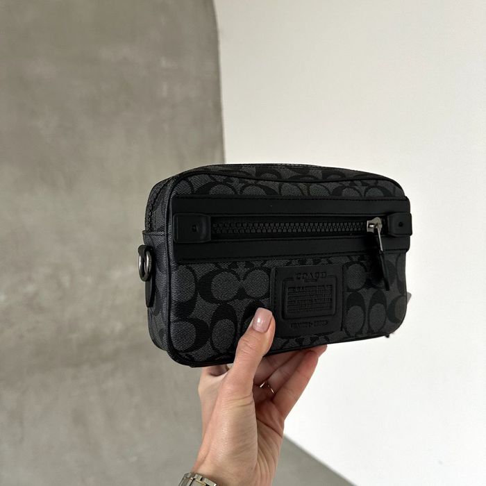 Чоловіча шкіряна сумка Coach