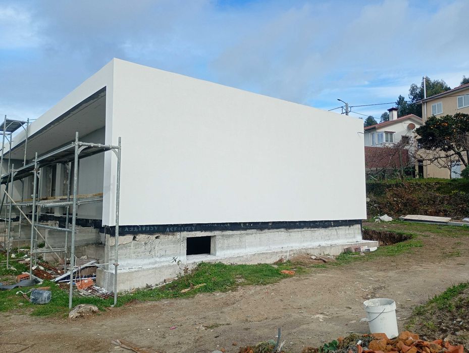 Capoto , pinturas, trabalhos de acabamentos , isolamento térmico