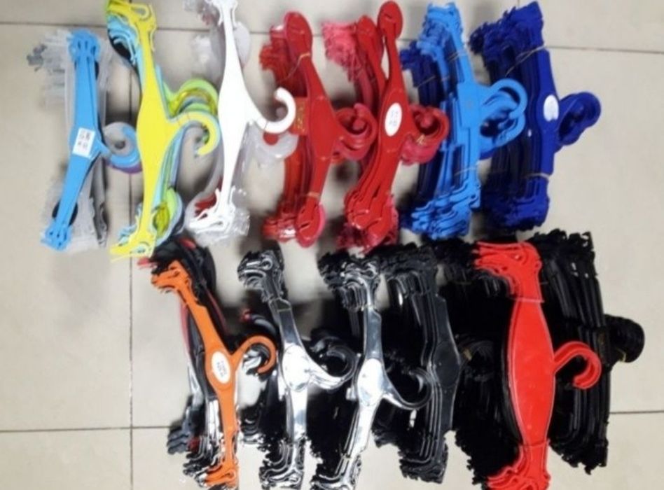 Вешалки. Маленькие.