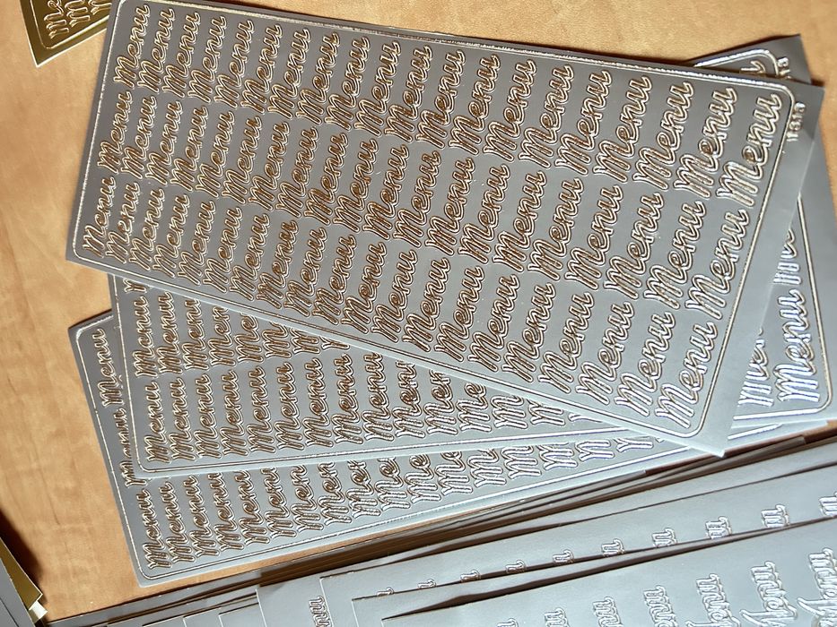 Zestaw 24 arkusze naklejki napis MENU złote, srebrne, NOWE + gratisy