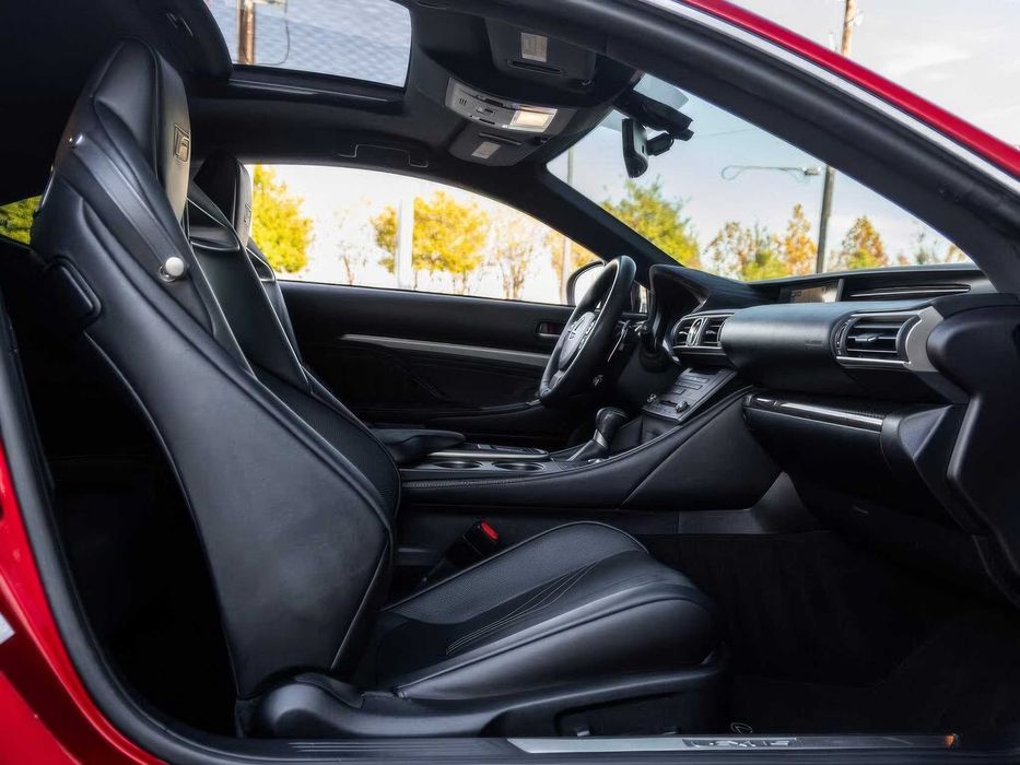 Lexus RC F      2016