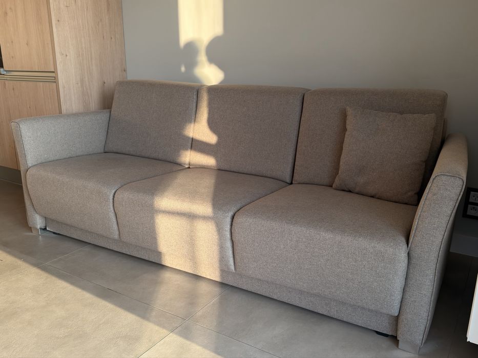 Sofa / Kanapa rozkładana z funkcją spania