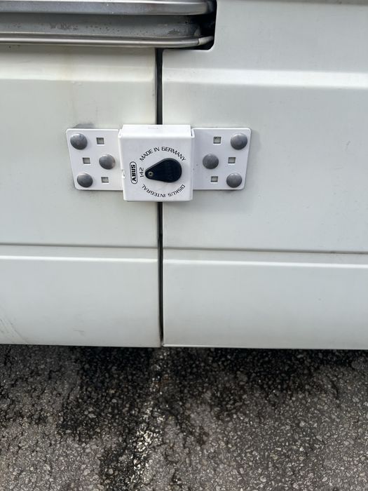 Ford transit 2.5d Caixa alta