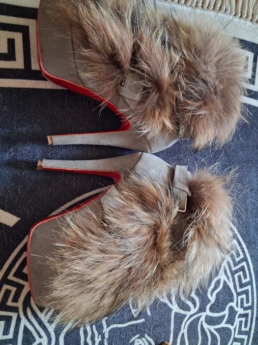 Piękne botki Christiana Louboutina
