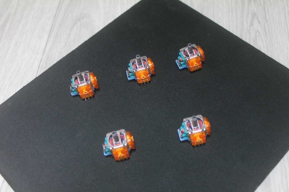 Naprawa Pada Dryfujący Analog PS4 PS5 XBOX Serwis Gliniana 35 Lublin