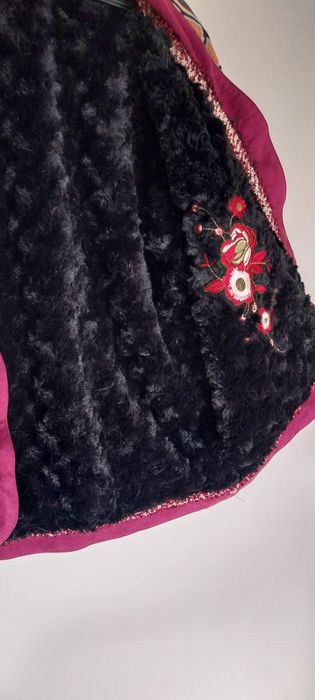 Casaco em pêlo e tecido