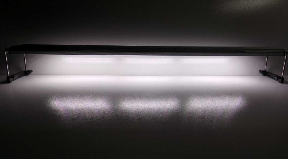 Світильник led на ніжках для акваріумів від 96 до 105 см з 2 режимами