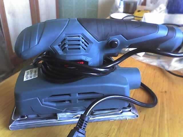 Szlifierka oscylacyjna Boxer