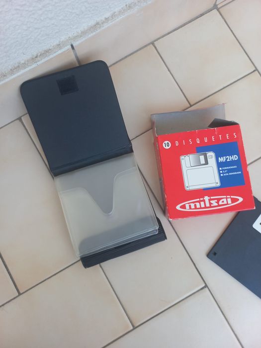 7 Disquetes 2HD Mitsai + capa