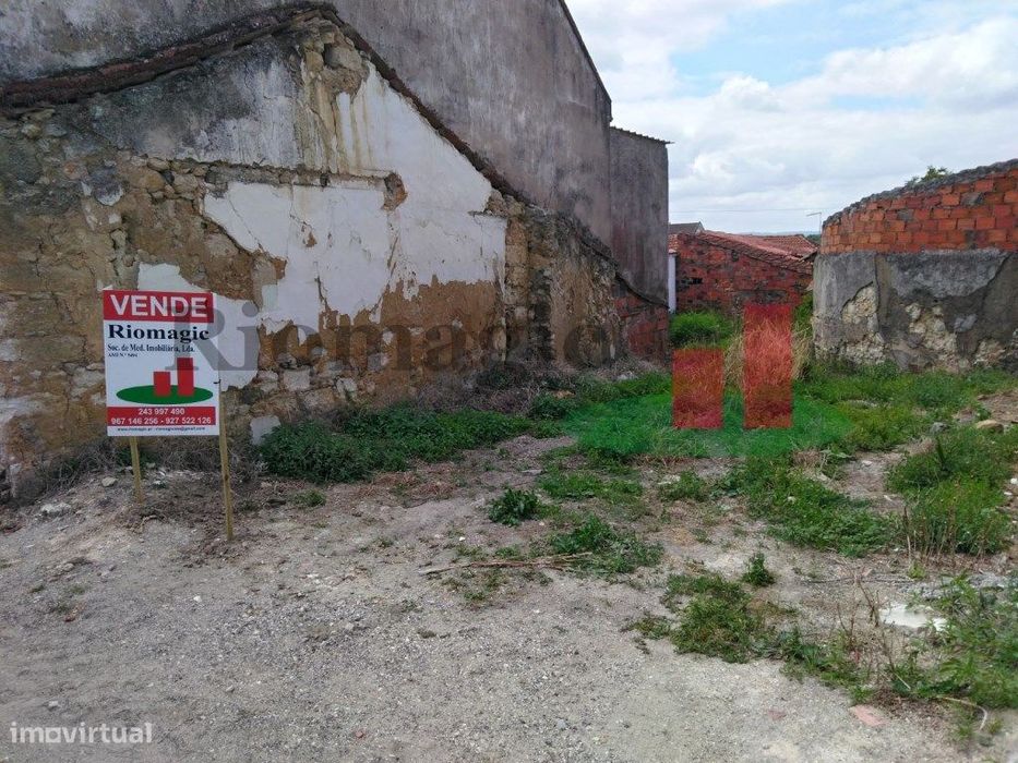 Lote Terreno para Construção de Moradia em Assentiz - Rio Maior***R...