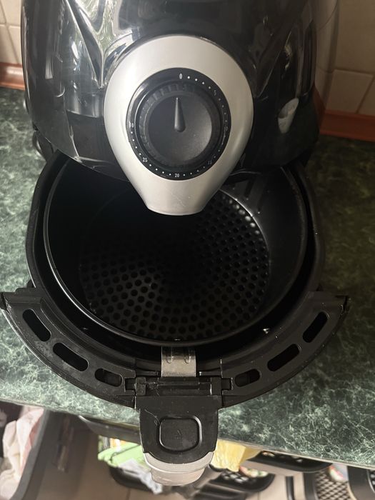 Frytkownica beztłuszczowa StarQ 1500w 2,2l
