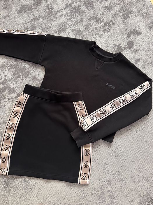 Костюм юбка та кофта guess xs
