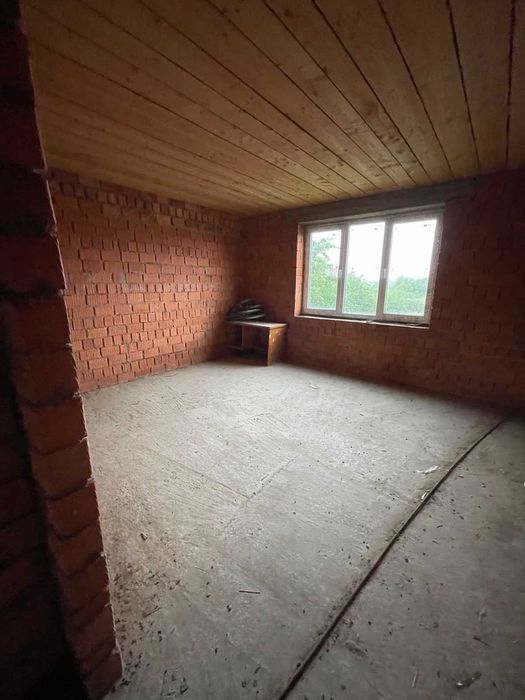 Продається будинок в смт. Буштино