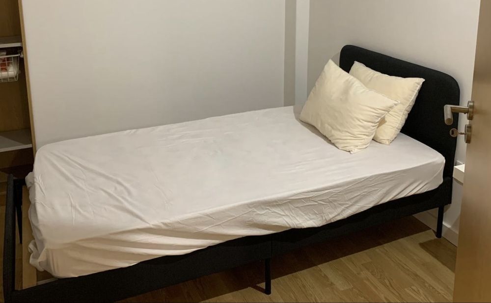 Cama do Ikea + colchao