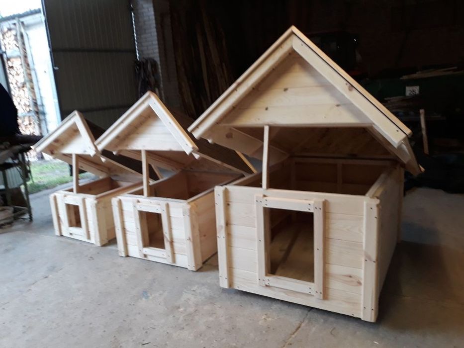 Budy dla Psa w różnych rozmiarach