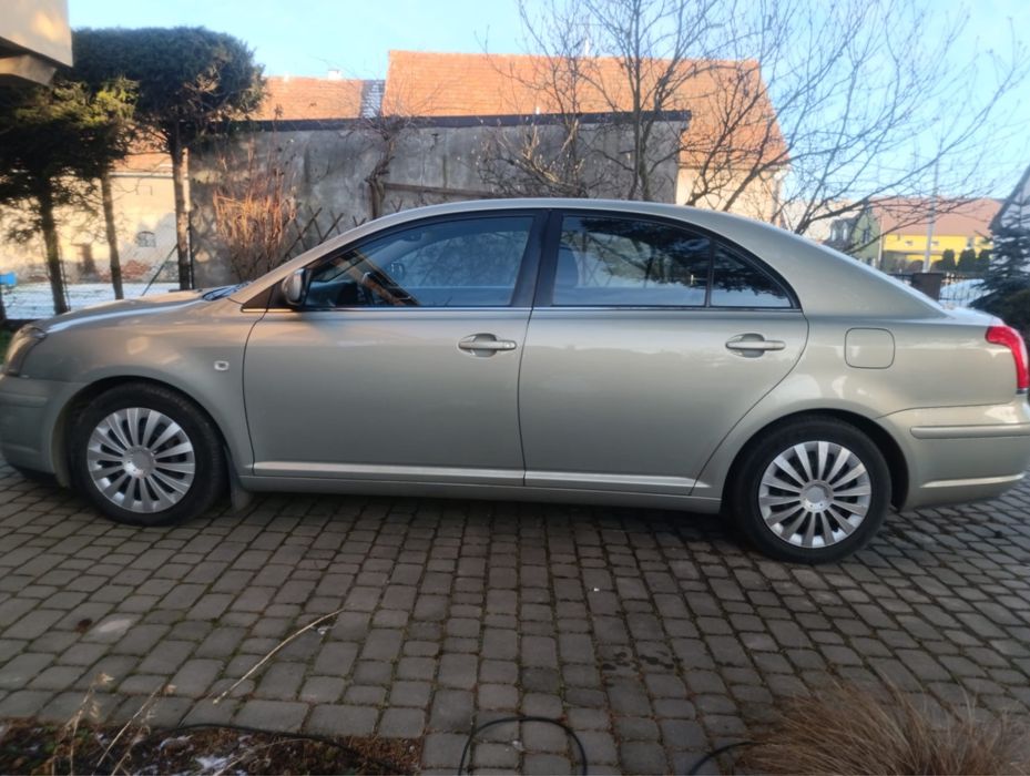 Piękna Toyota Avensis1.8Sol Liftback *Automat LPG