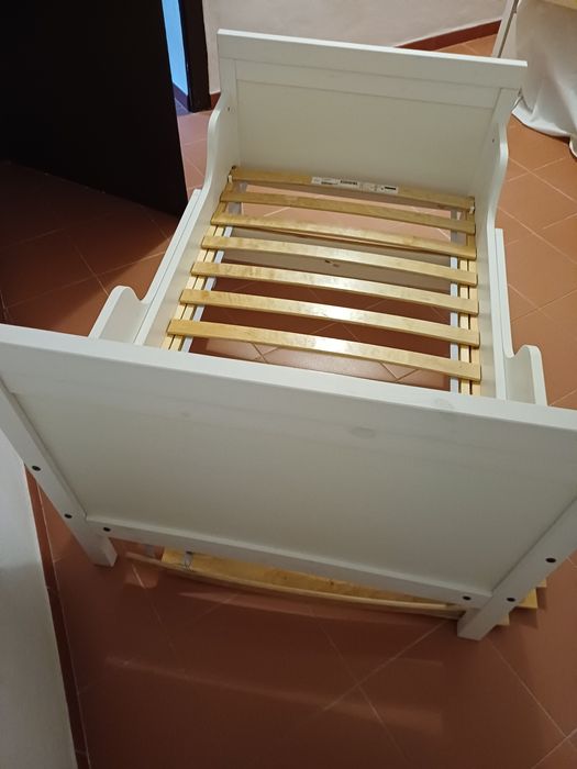 cama criança IKEA - extensível