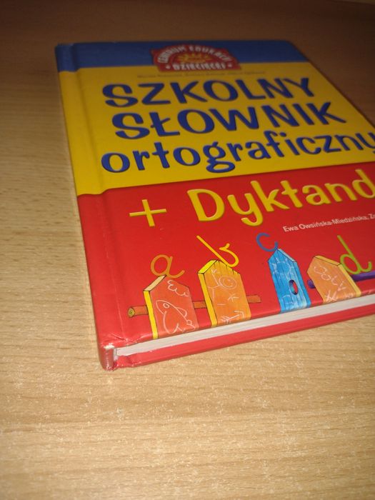 Szkolny słownik ortograficzny +dyktanda