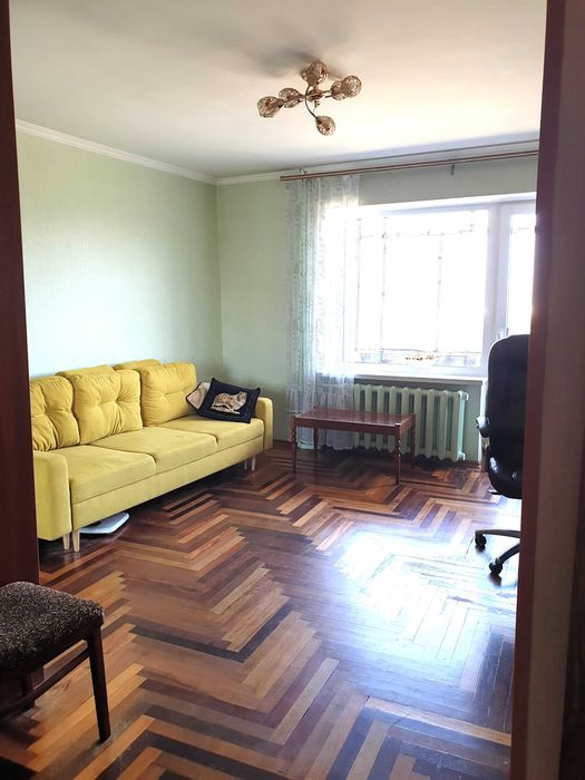 3 кімнатна, Піски, В.Українця (Новокузнецька), буд.1