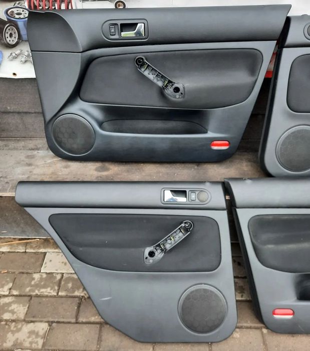 boczki drzwi tył vw bora golf iv kombi