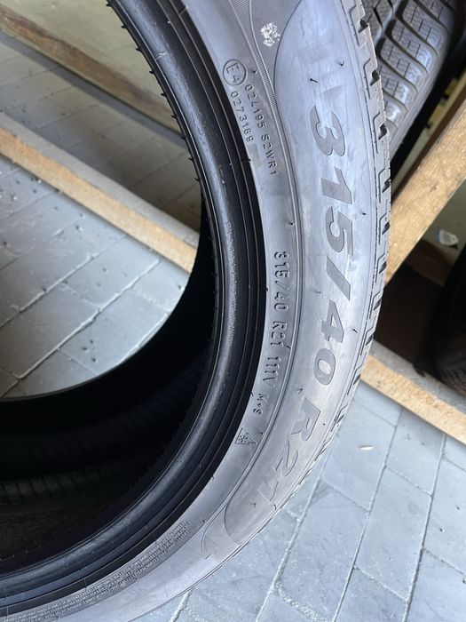 Шини зима 275/45R21 315/40R21 PIRELLI Scorpion Winter комплект