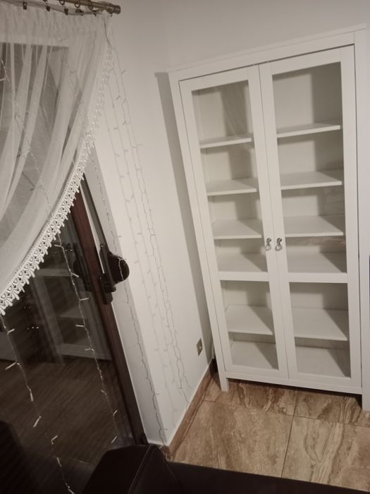 Witryna  Hemnes nowa biała