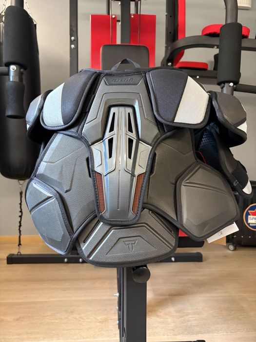 Хокейний професійний нагрудник CCM Tacks  XR.Sr.XL.