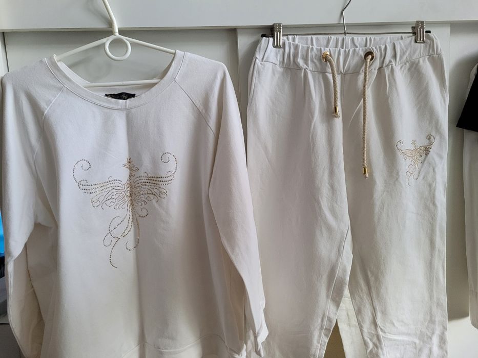 Dres kremowy ze złotym L/XL