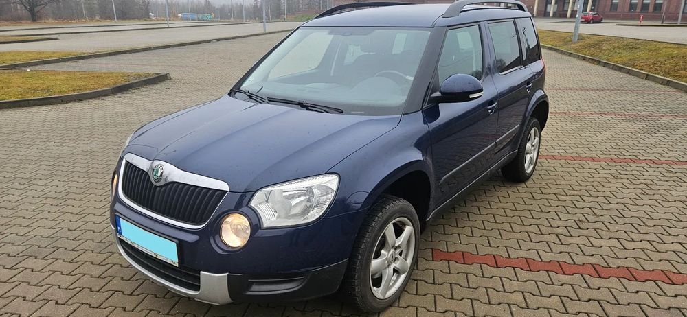 Skoda Yeti 2,0tdi hak relingi alufelgi tempomat podgrzewane fotele