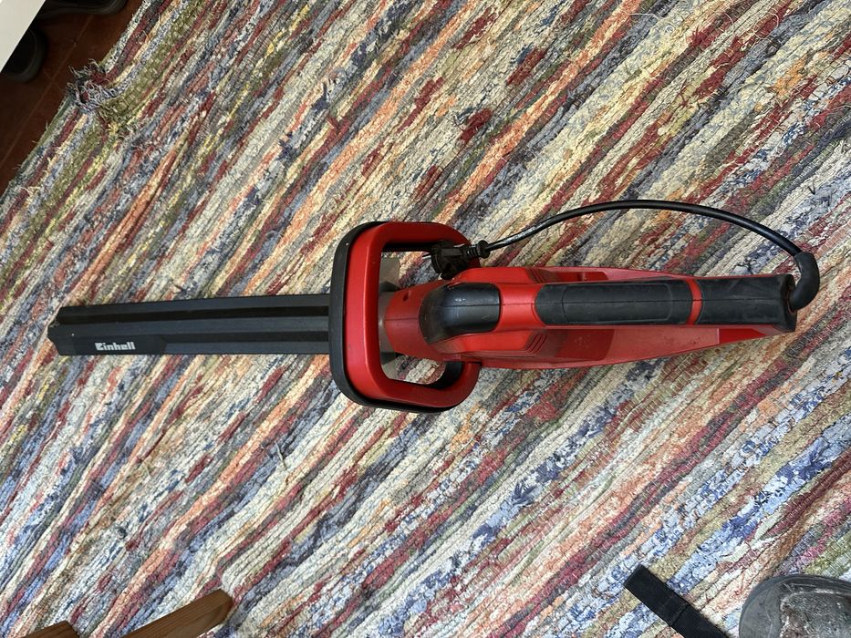 Cortas sebes da einhell eletrico usado