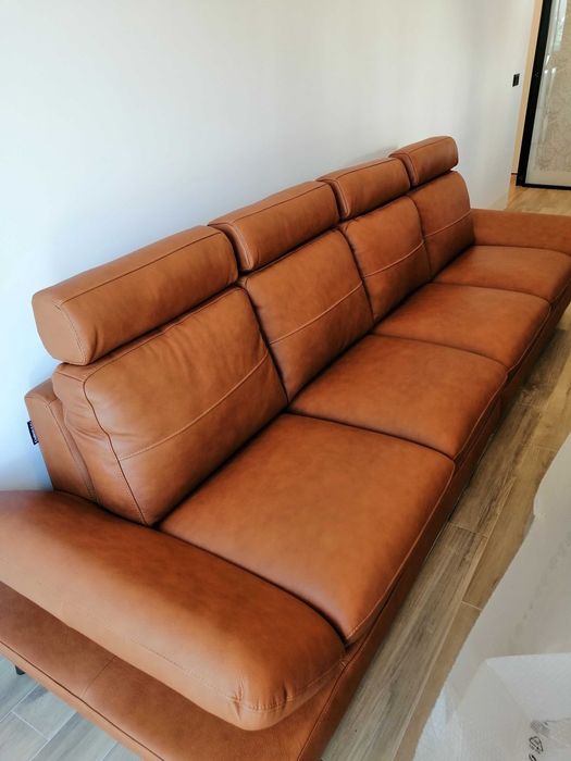 Preço Final - Incrível Sofá customizado Chateaux d'Ax