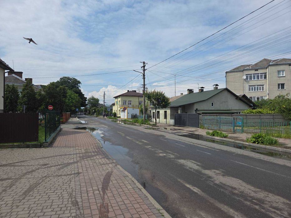 Нежитлове приміщення навпроти Поліклініки, м. Кам'янка-Бузька