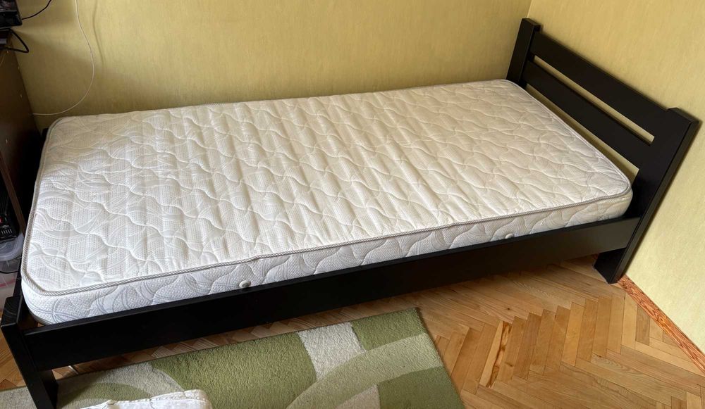 Ліжко деревяне (Рената) 90*200 з бука